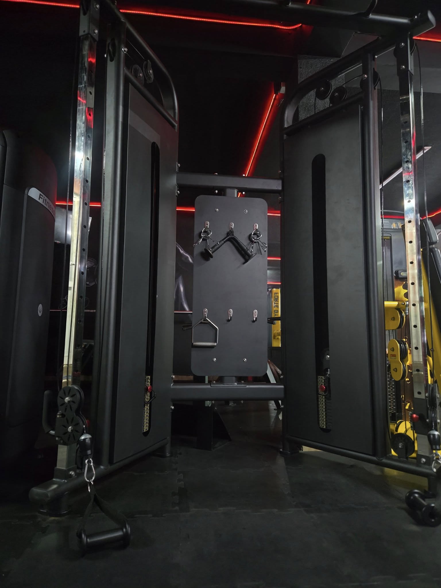 Máquina de musculación en FORTE GYM Atizapán